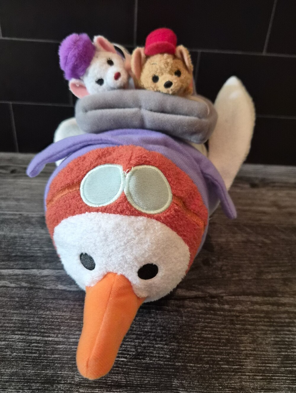 disney exclusive subscription "the rescuers" tsum tsum